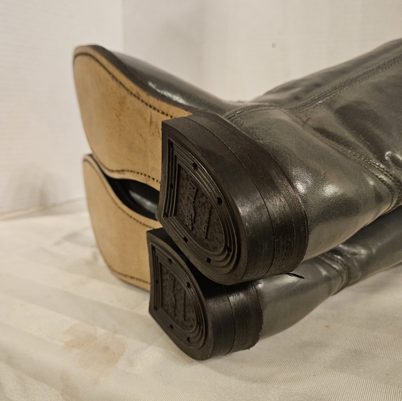 Gray Leather Roper Style Boot with Rounded Toe - Picture 7 of 8